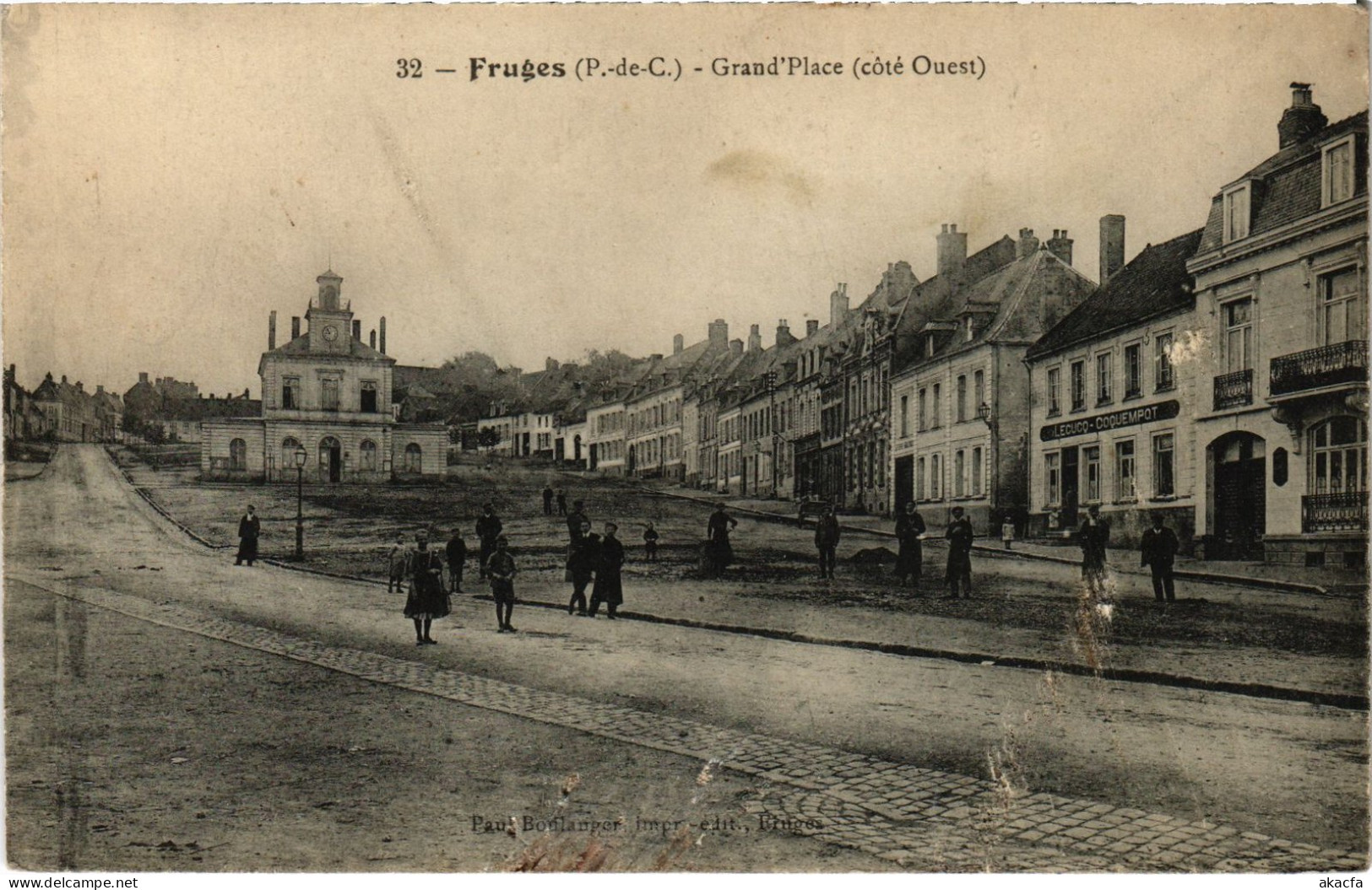 CPA Fruges Grande Place (1278699)