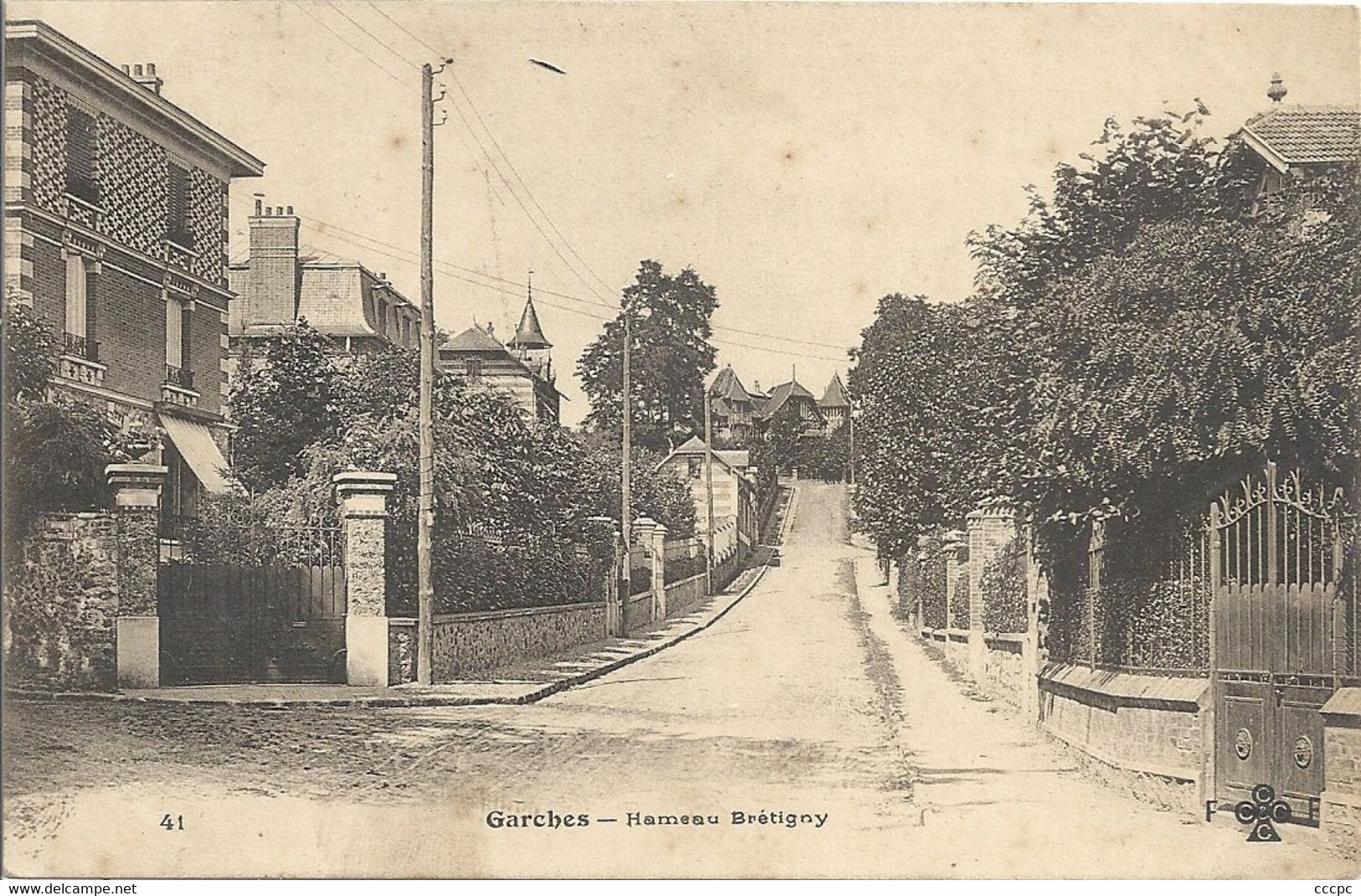 CPA Garches Hameau Brétigny