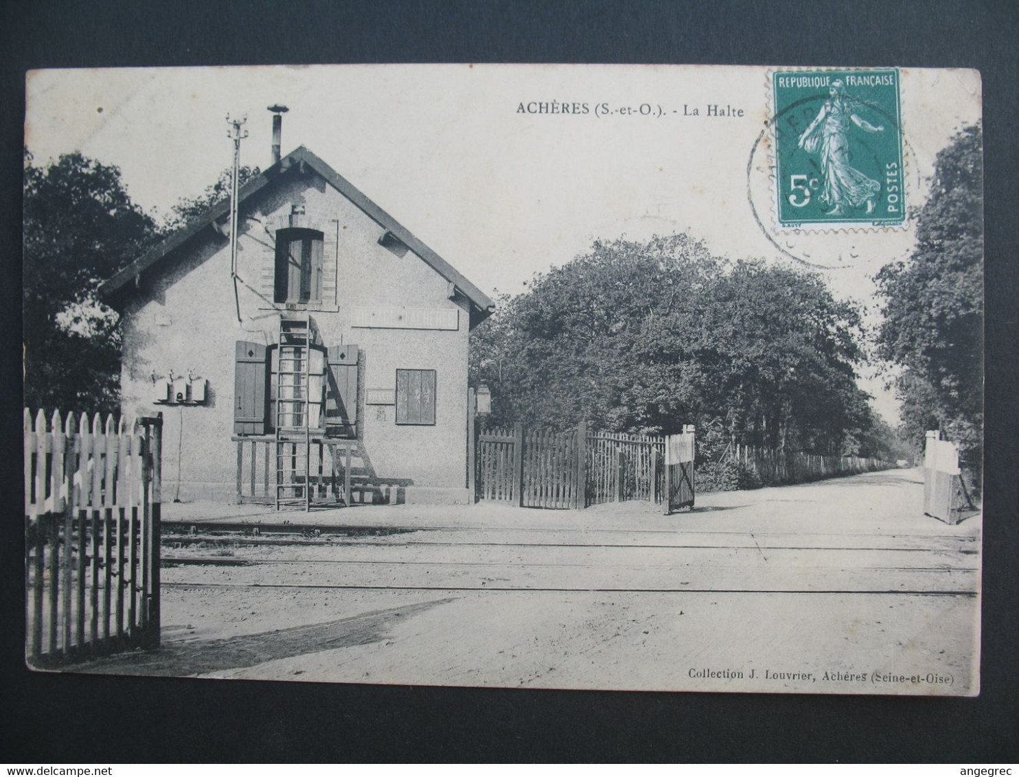 CPA  Gare :  Achères - La Halte