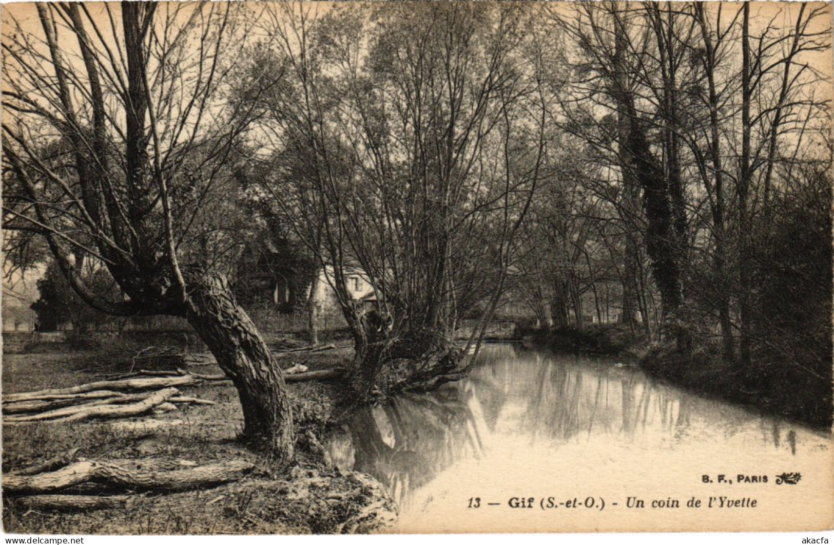 CPA GIF-sur-YVETTE Un Coin de l'Yvette (1355158)