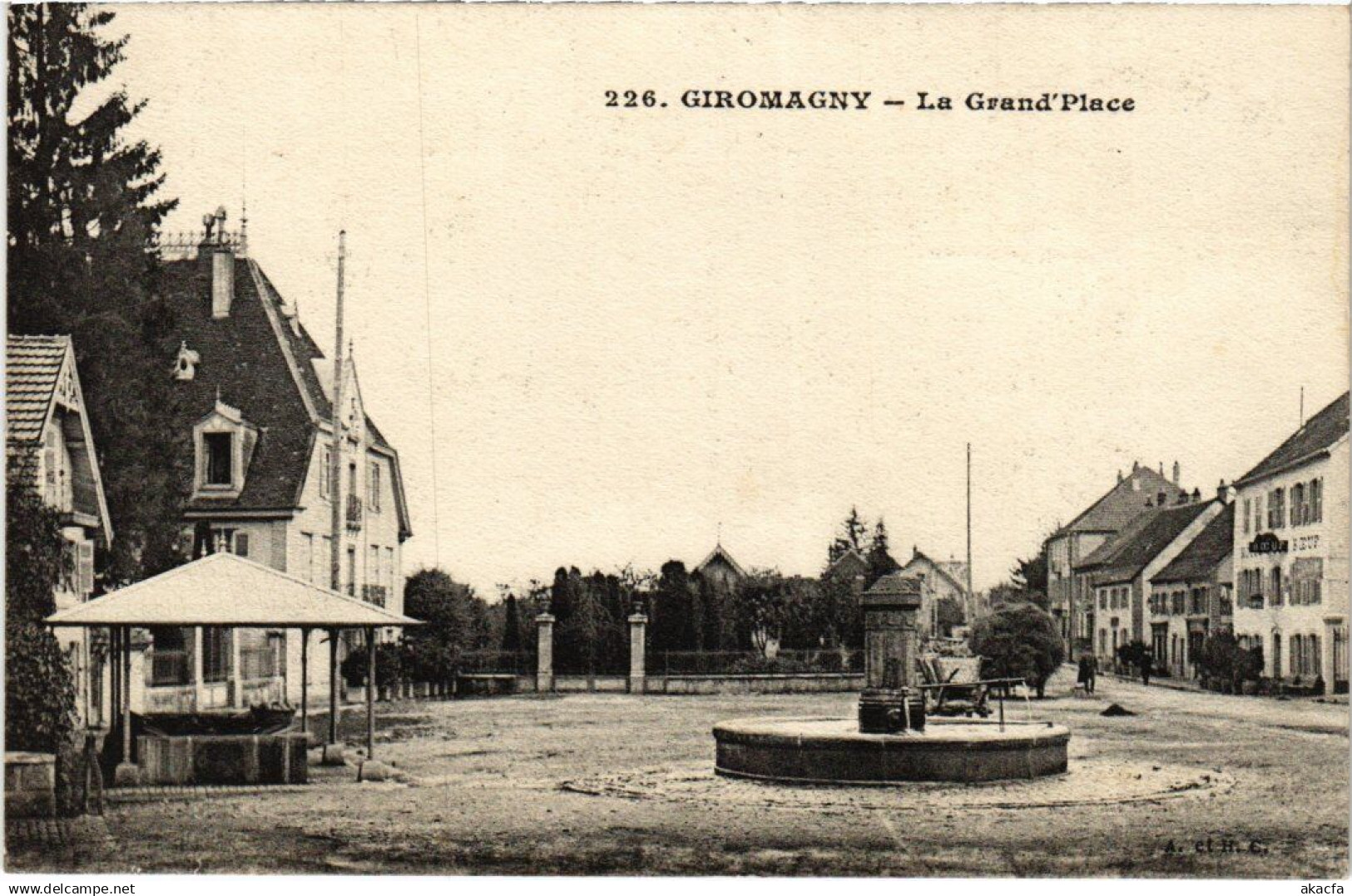 CPA Giromagny Grande Place (1363069)