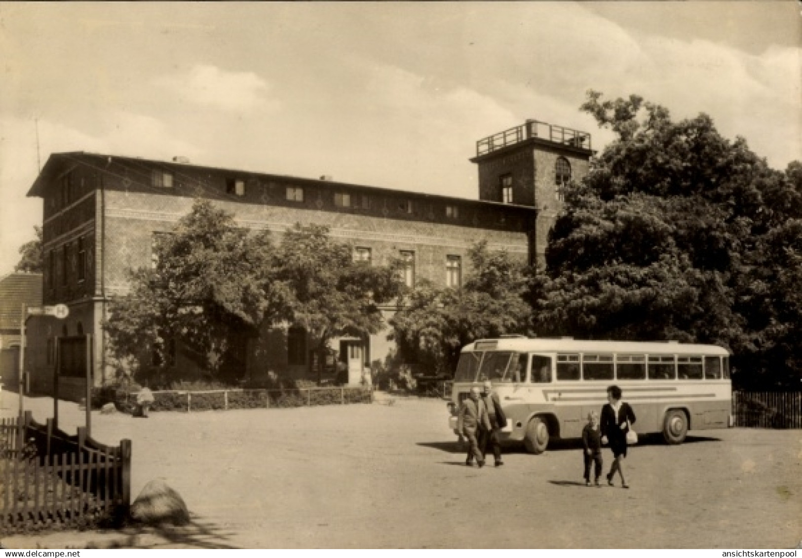 CPA Goseck Saxe Anhalt, Bergschlößchen, Bus