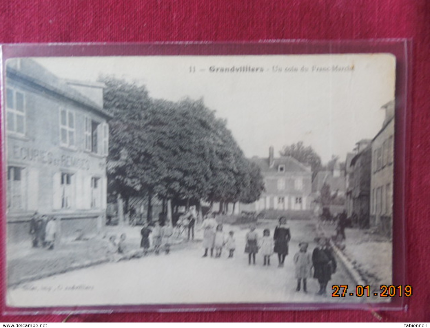 CPA - Grandvilliers - Un coin du Franc-Marché