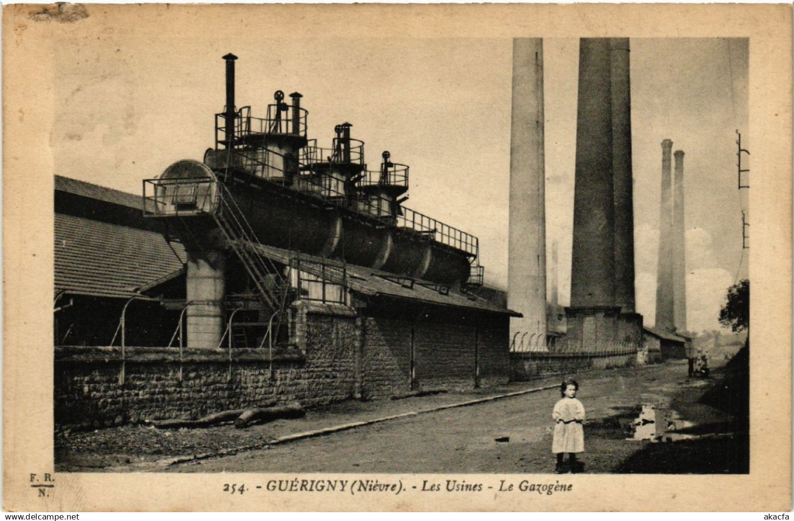 CPA GUERIGNY - Les Usines - Le Gazogene (456684)