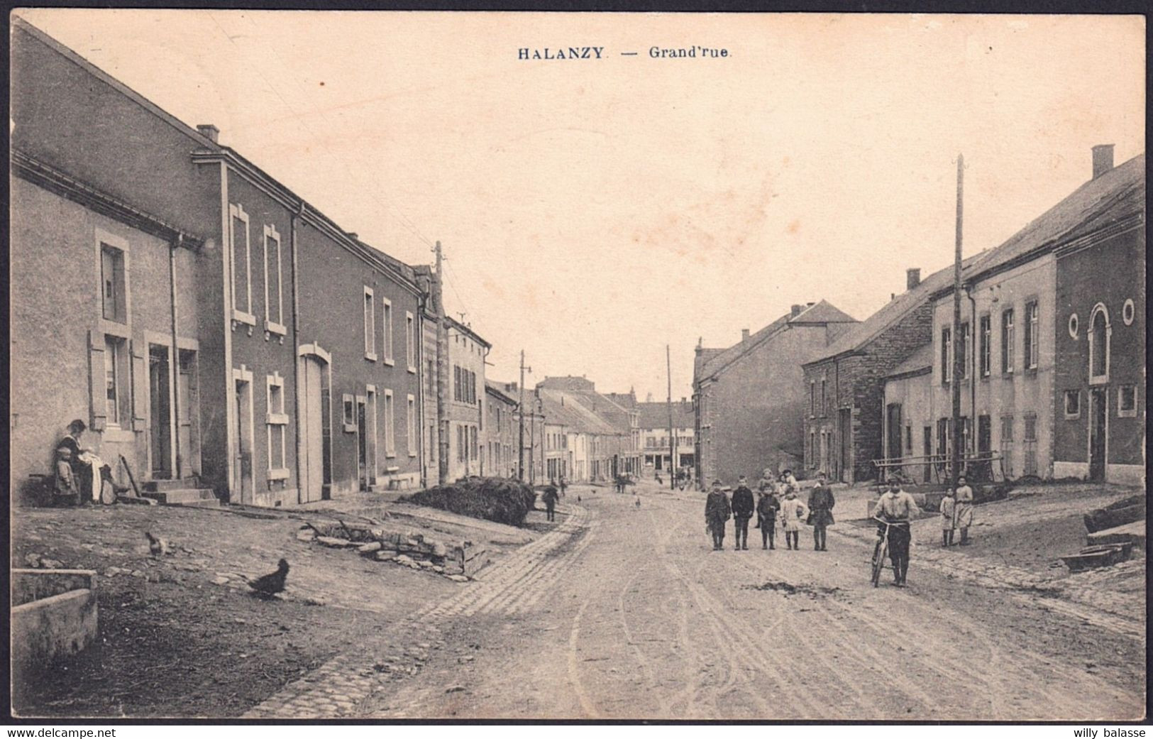 +++ CPA - HALANZY - Aubange - Grand'Rue - Animée  //