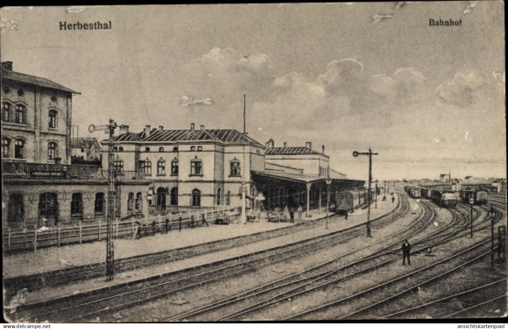 CPA Herbesthal Lontzen Wallonien Lüttich, Bahnhof, Gleisansicht