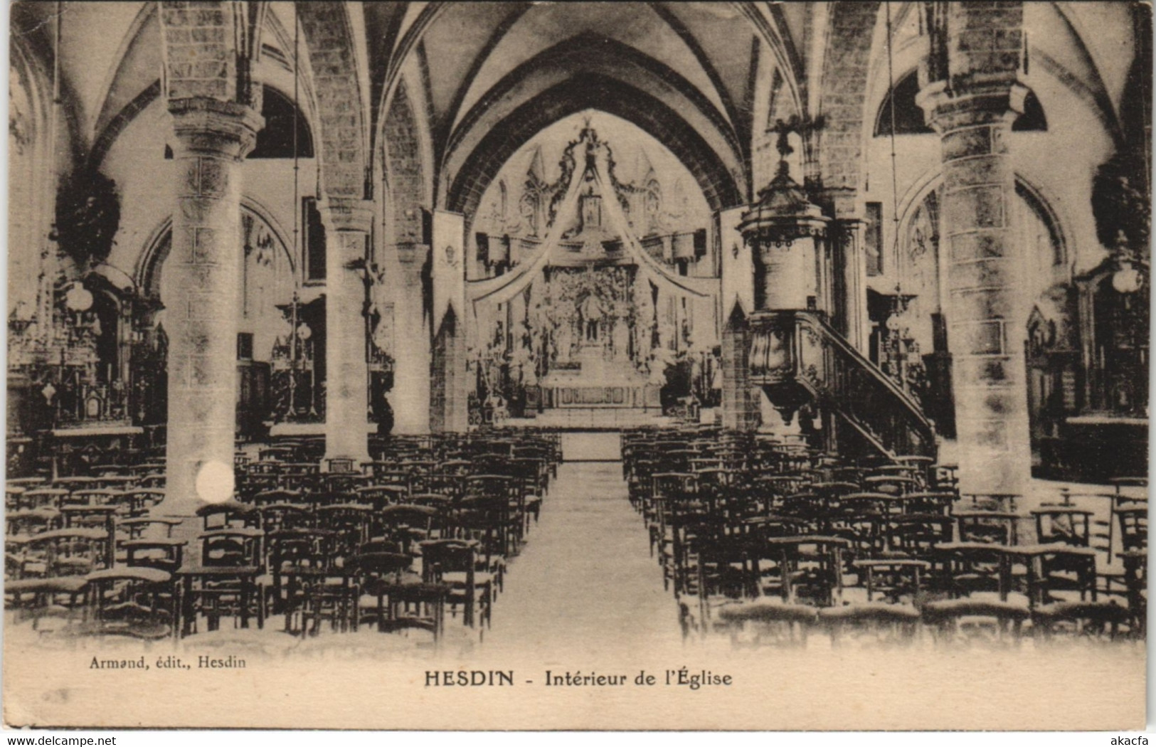 CPA HESDIN - Interieur de l'Église (129519)