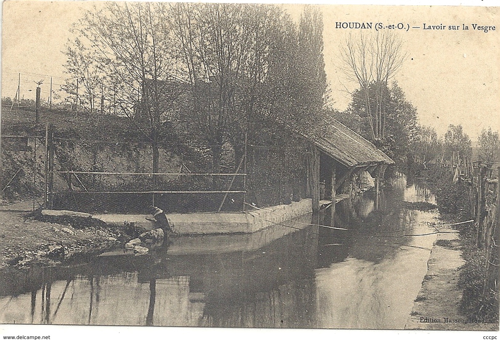 CPA Houdan Lavoir sur la Vesgre