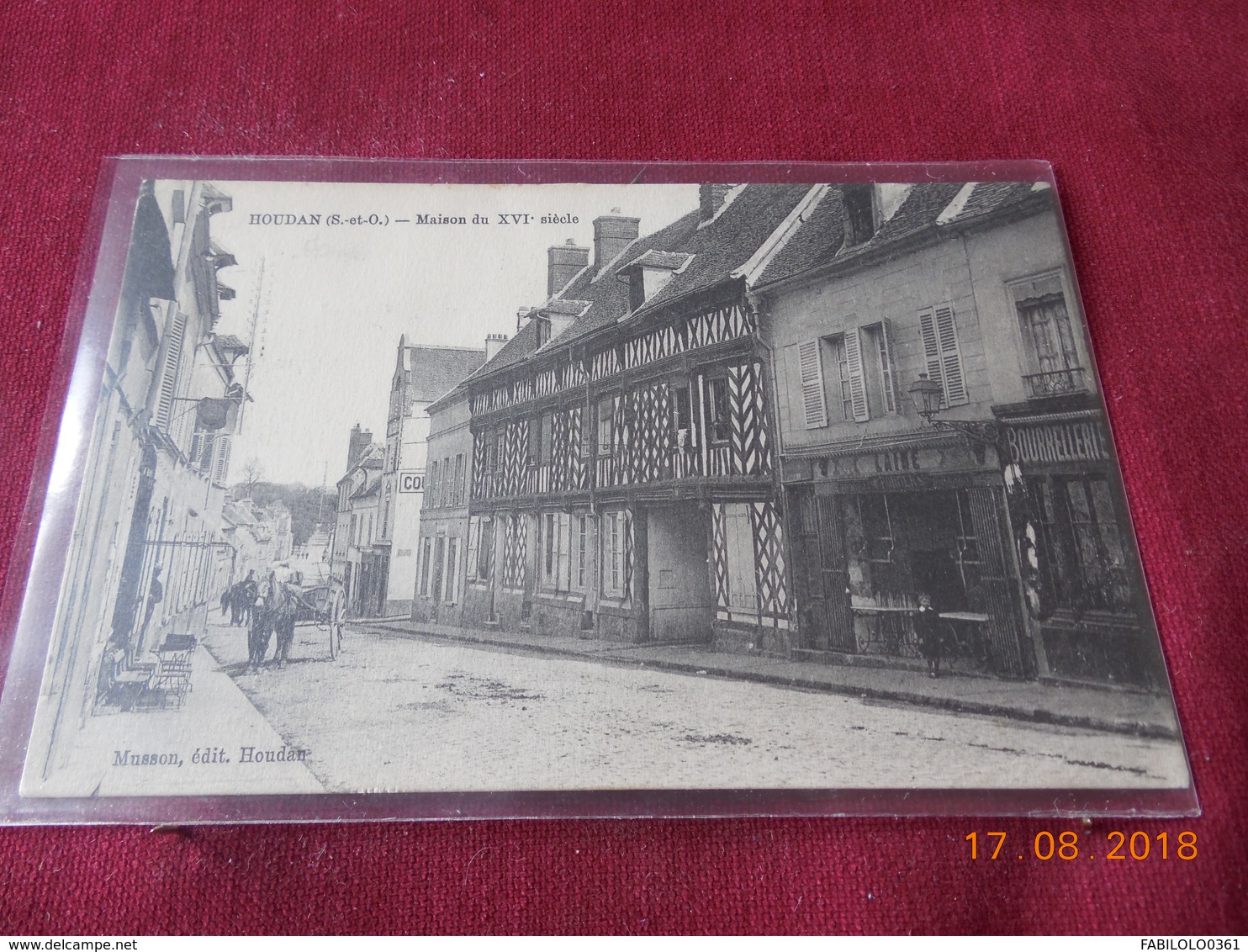 CPA - Houdan - Maison du XVIème siècle