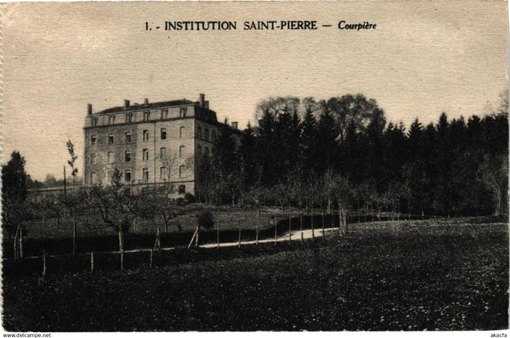 CPA Inst. St-PIERRE - COURPIERE (221518)