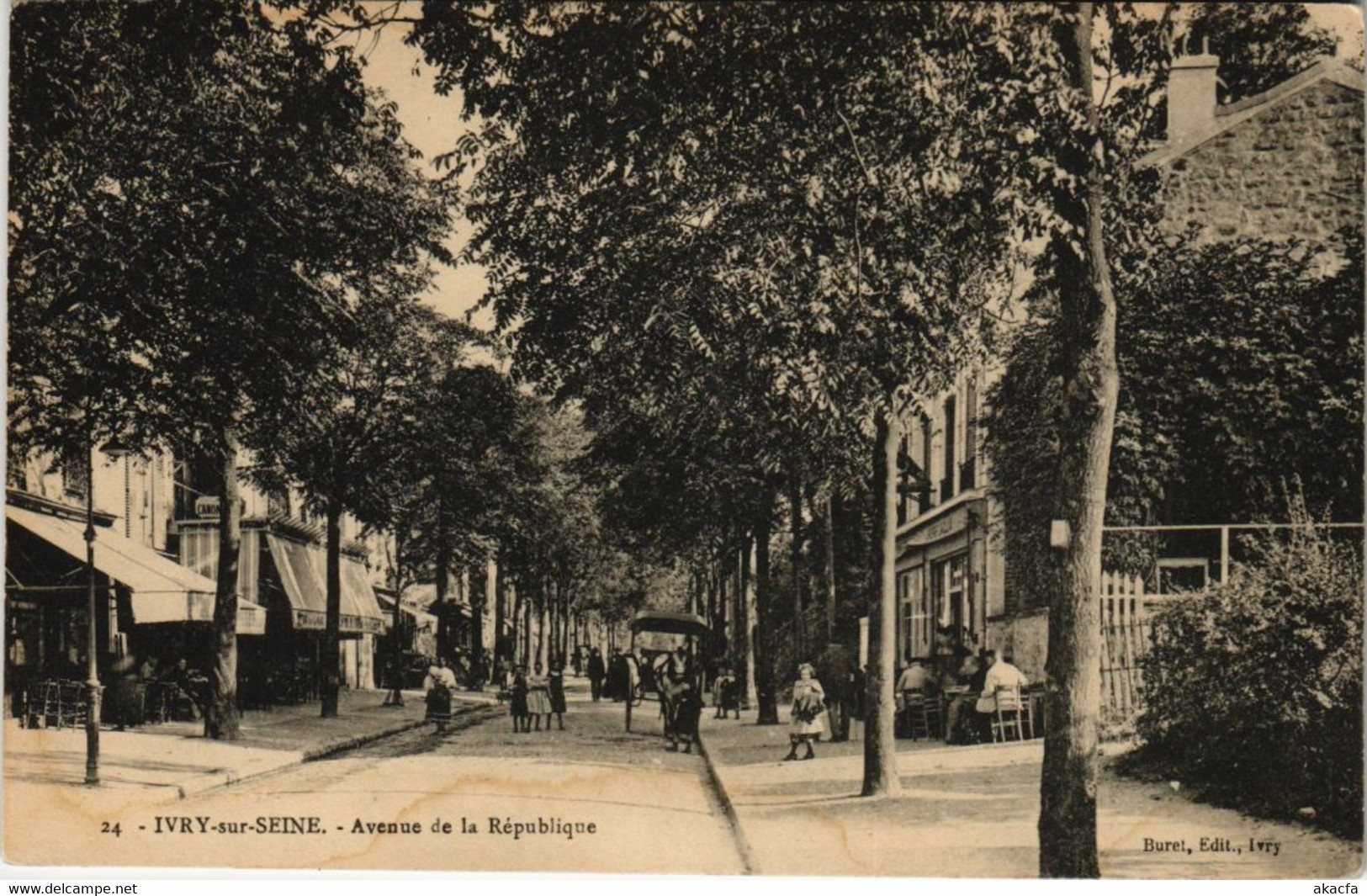 CPA IVRY-sur-SEINE Avenue de la République (65615)