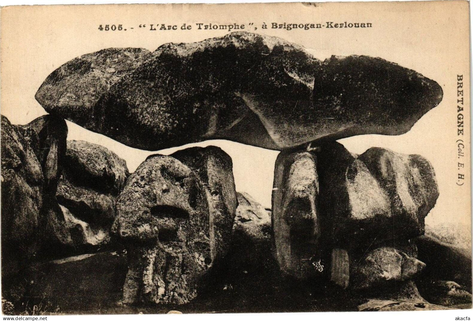 CPA L'Arc de Triomphe a Brignogan-Kerlouan (205714)