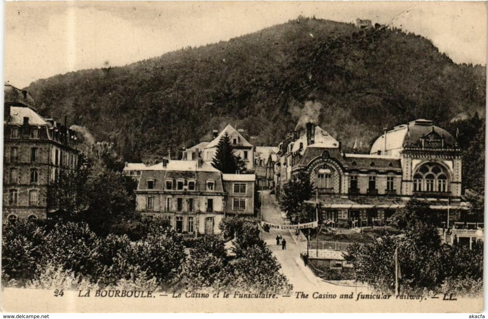 CPA La BOURBOULE - Le Casino et le Funiculaire - The Casino and (244726)