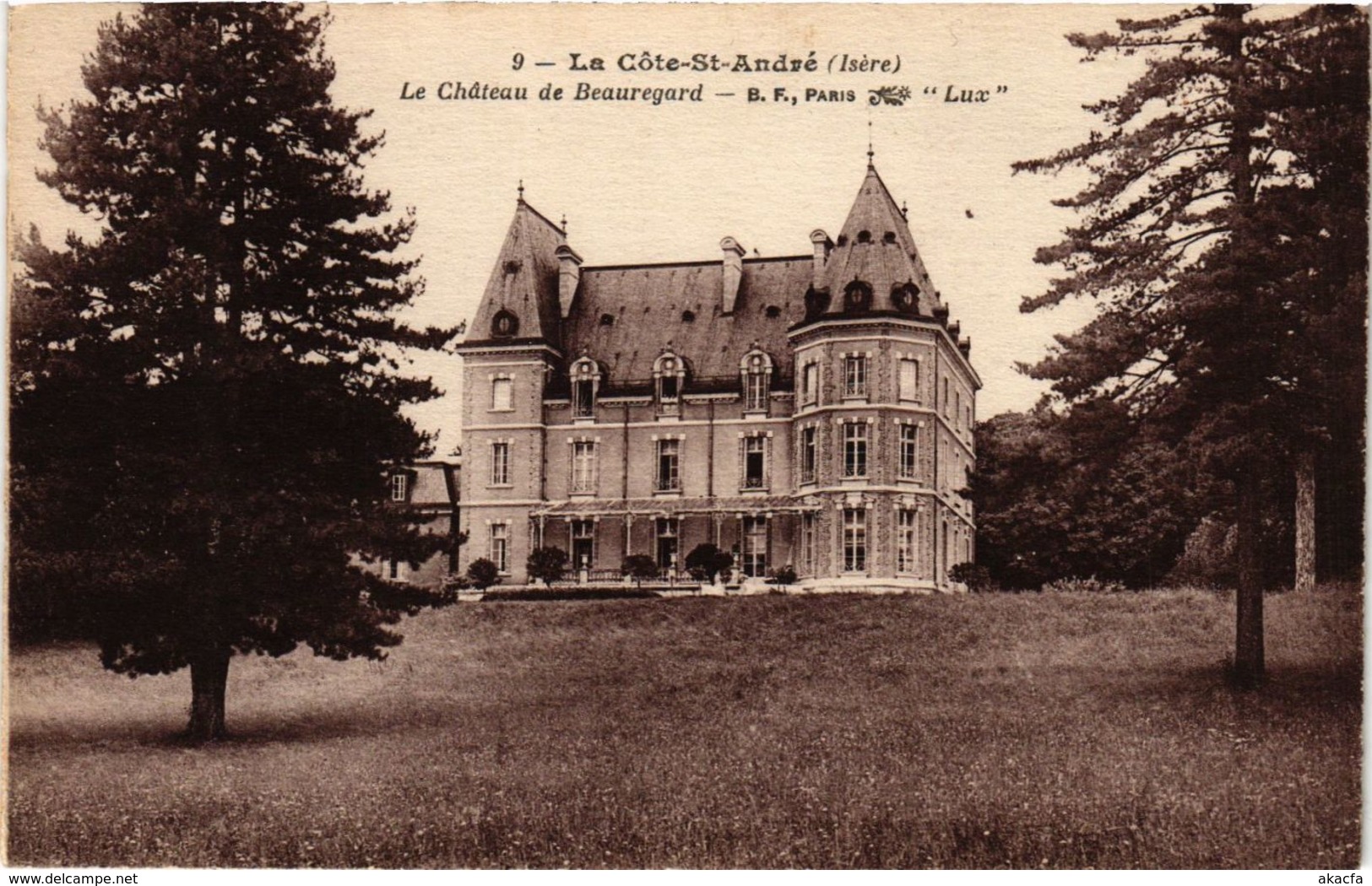 CPA La Cote-Saint-Andre - Le Chateau de Beauregard FRANCE (961547)