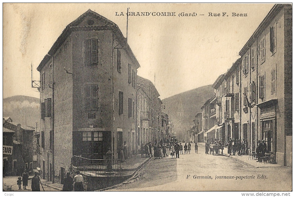 CPA La Grand-Combe - Rue F. Beau