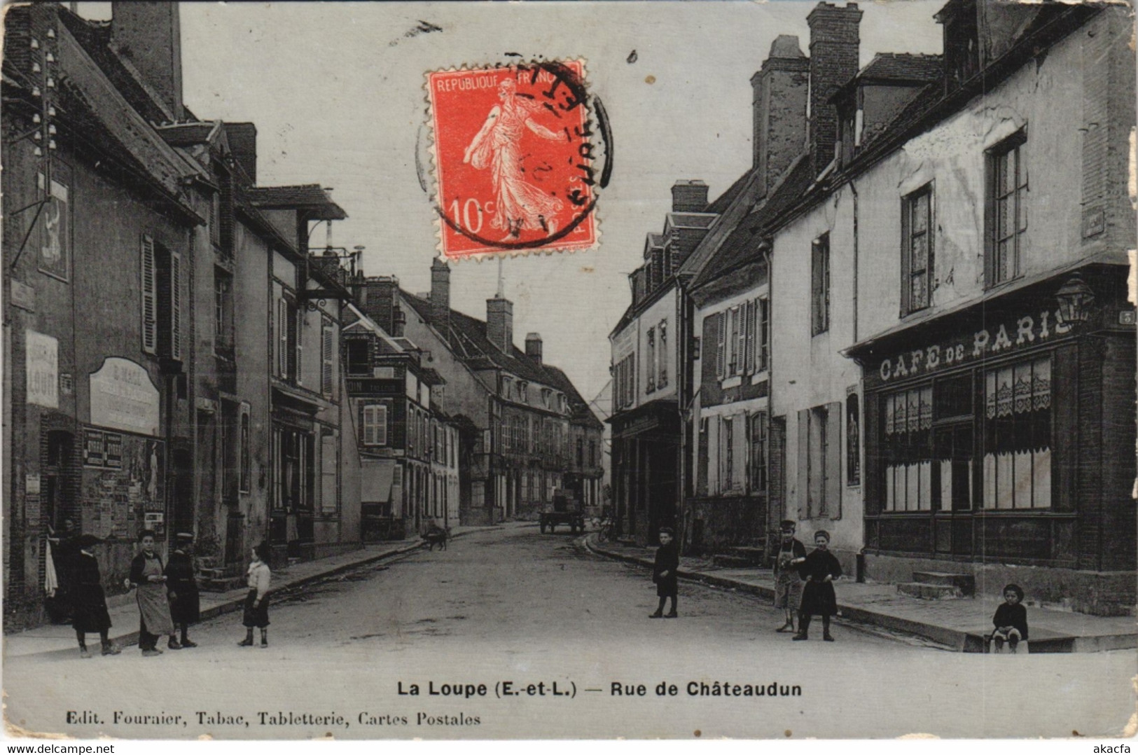 CPA LA LOUPE-Rue de CHATEAUDUN (128819)