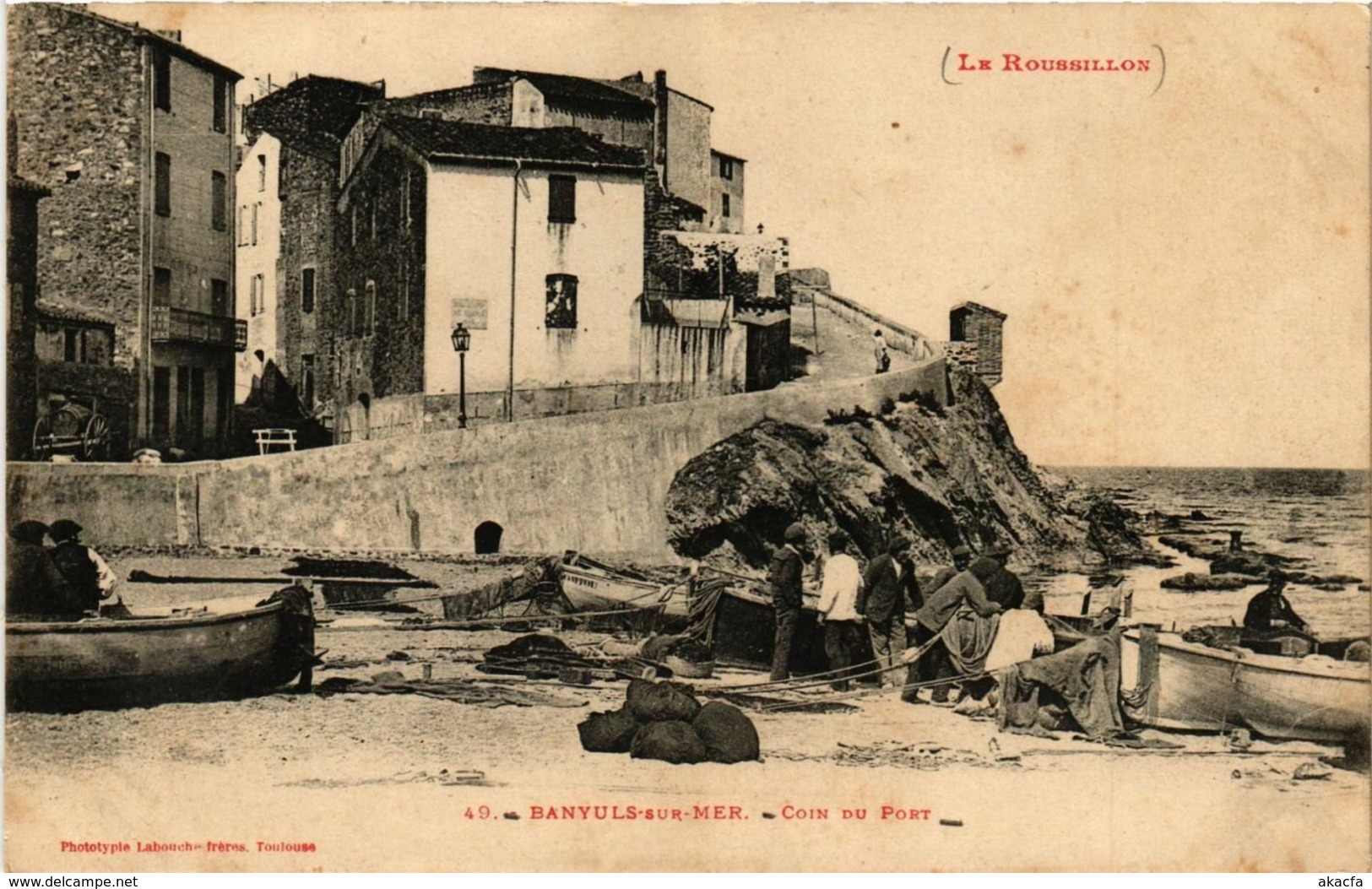 CPA La ROUSSILLON - BANYULS-sur-MER - Coin du Port (291984)