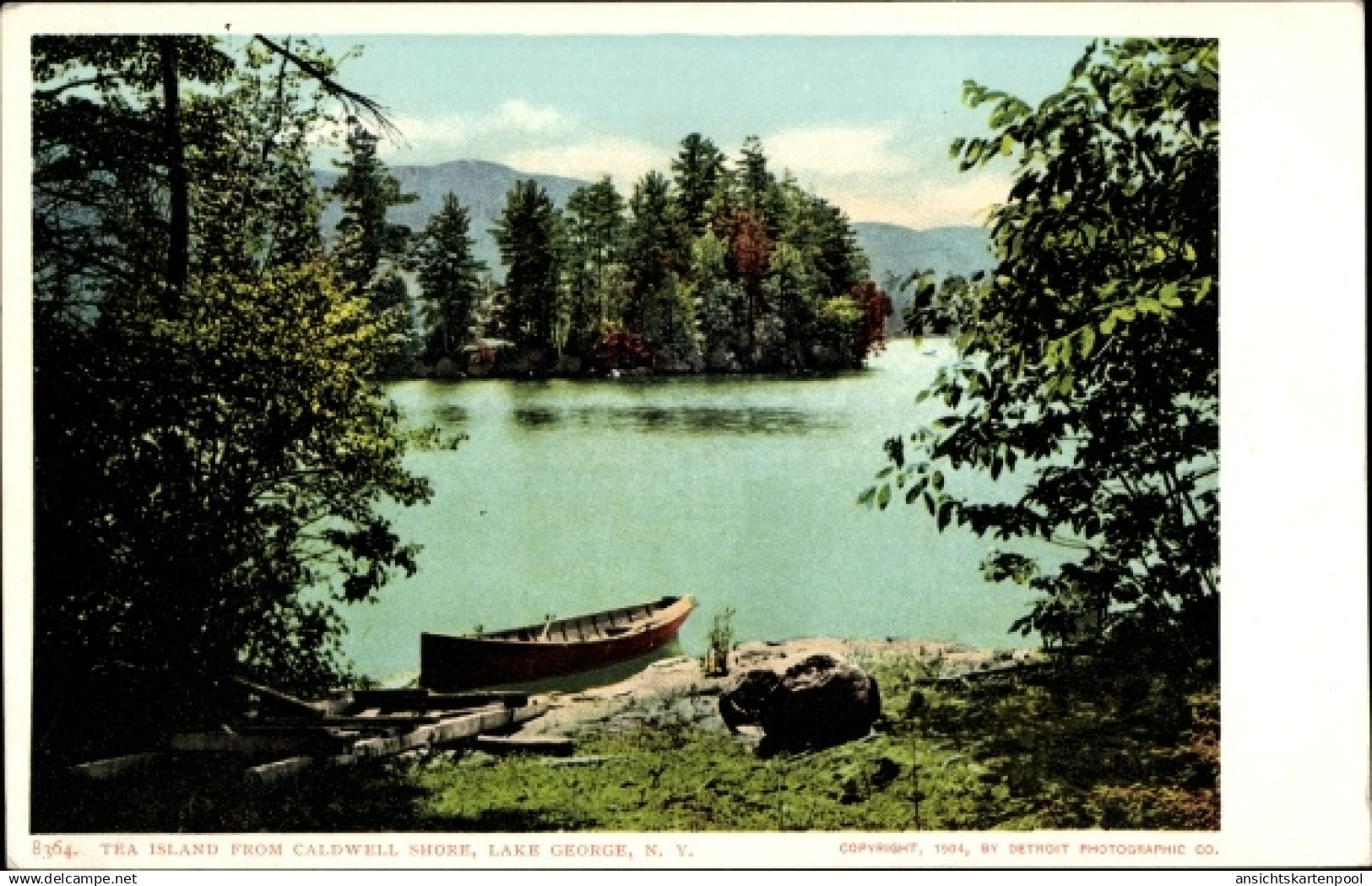 CPA Lake George New York USA, Tea Island vom Ufer von Caldwell