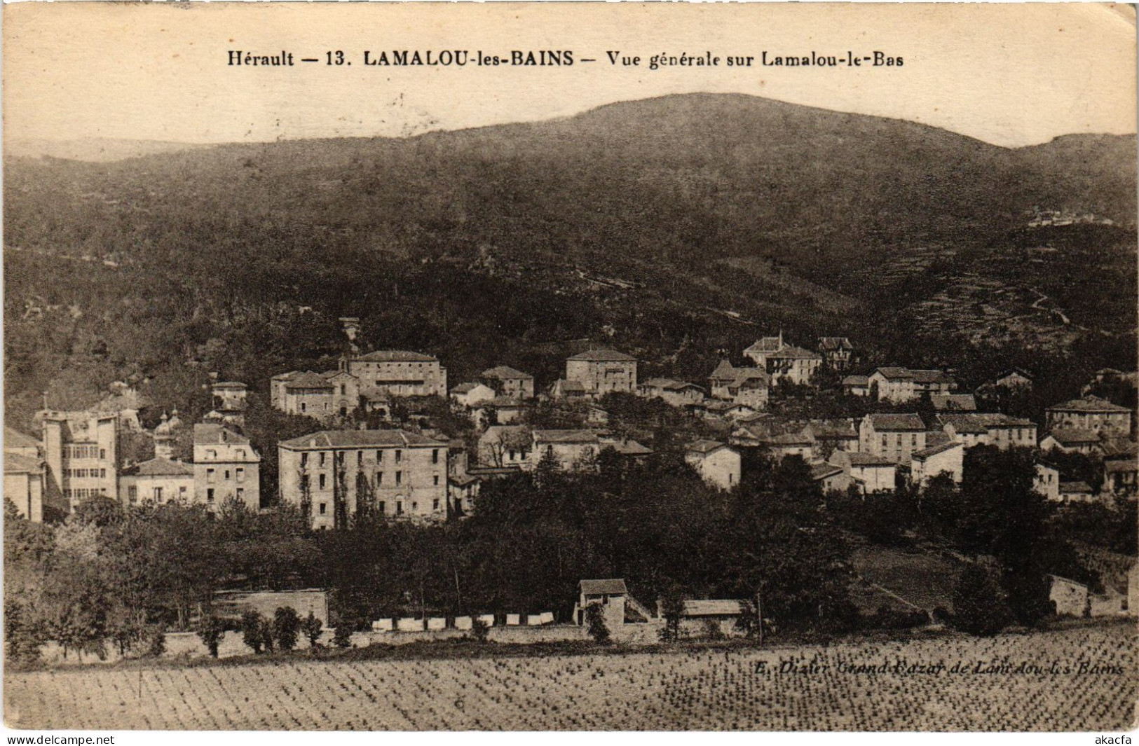 CPA Lamalou-les-Bains vue générale sur Lamalou-le-Bas (1279370)