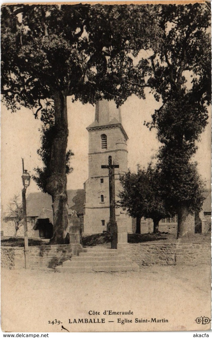 CPA LAMBALLE - Église St-Martin (104246)