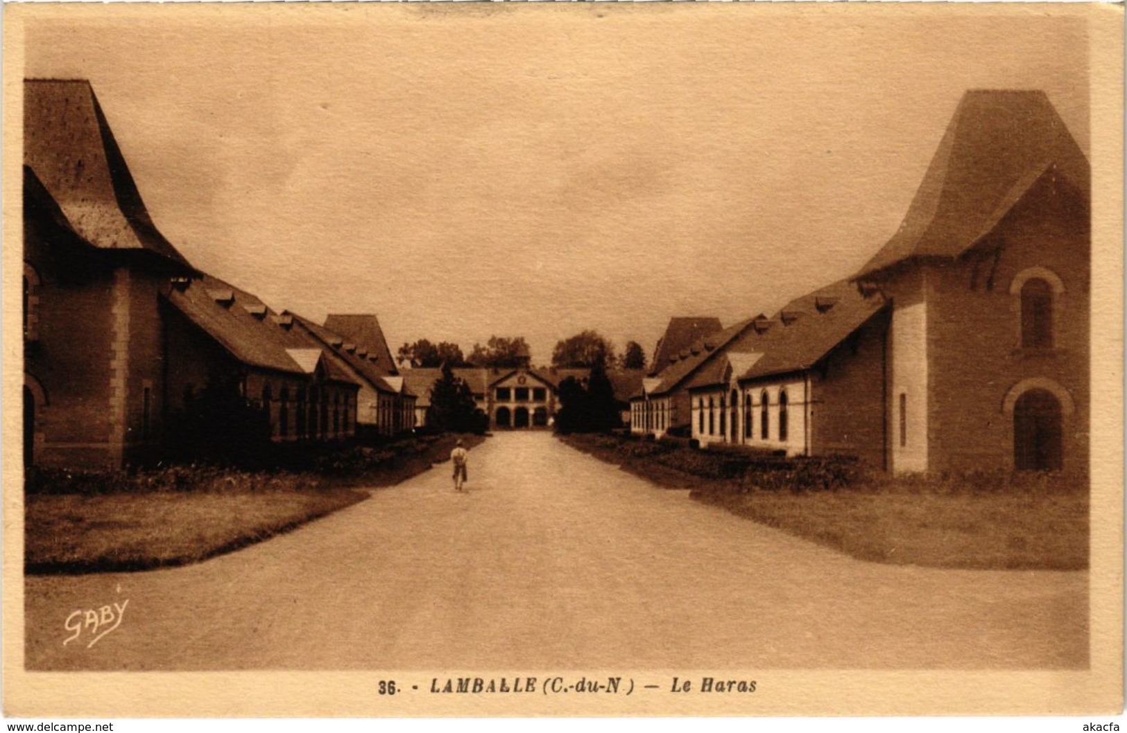 CPA LAMBALLE - Le Haras (104245)