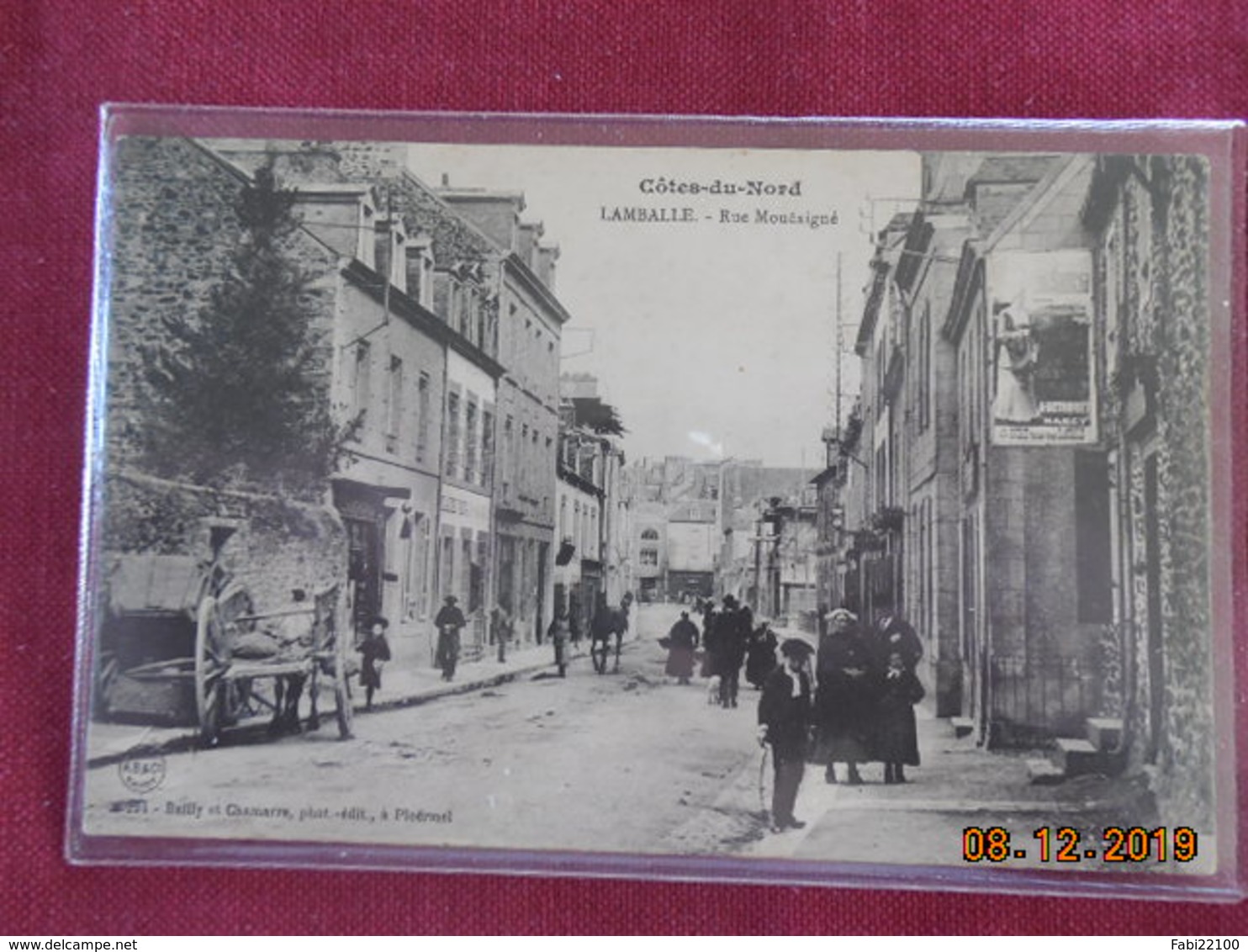 CPA - Lamballe - Rue Mouëxigné