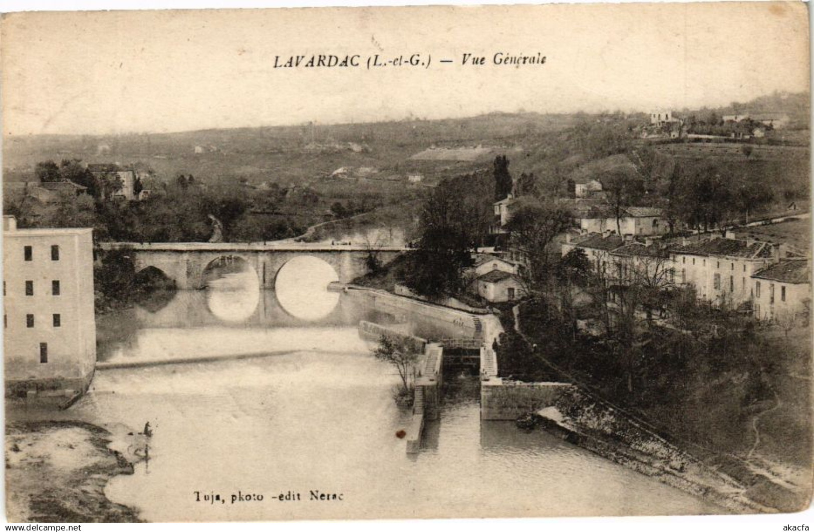 CPA LAVARDAC - Vue générale (251451)