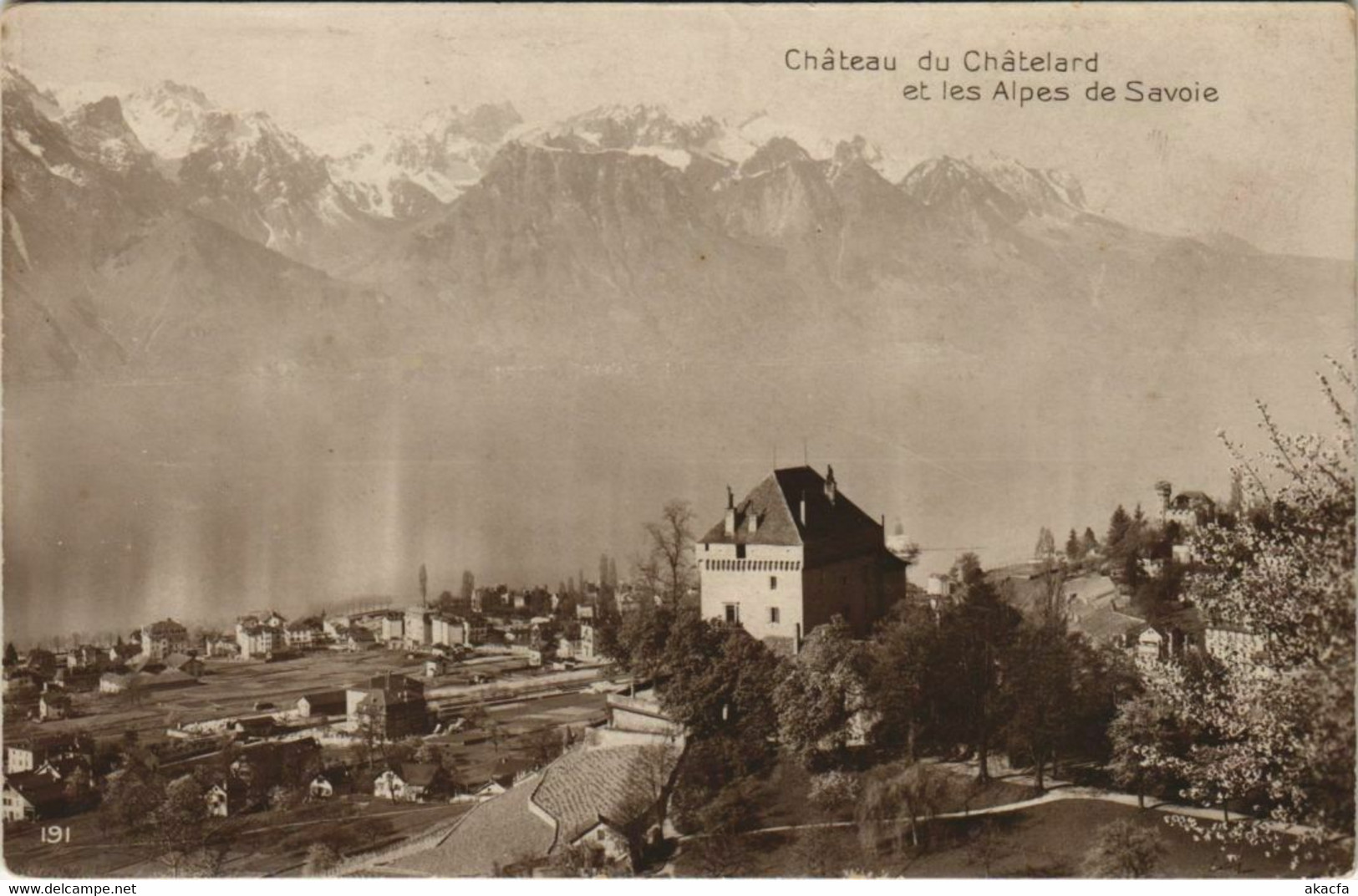 CPA LE CHATELARD Chateau du Chatelard et les Alpes de Savoie (1192977)