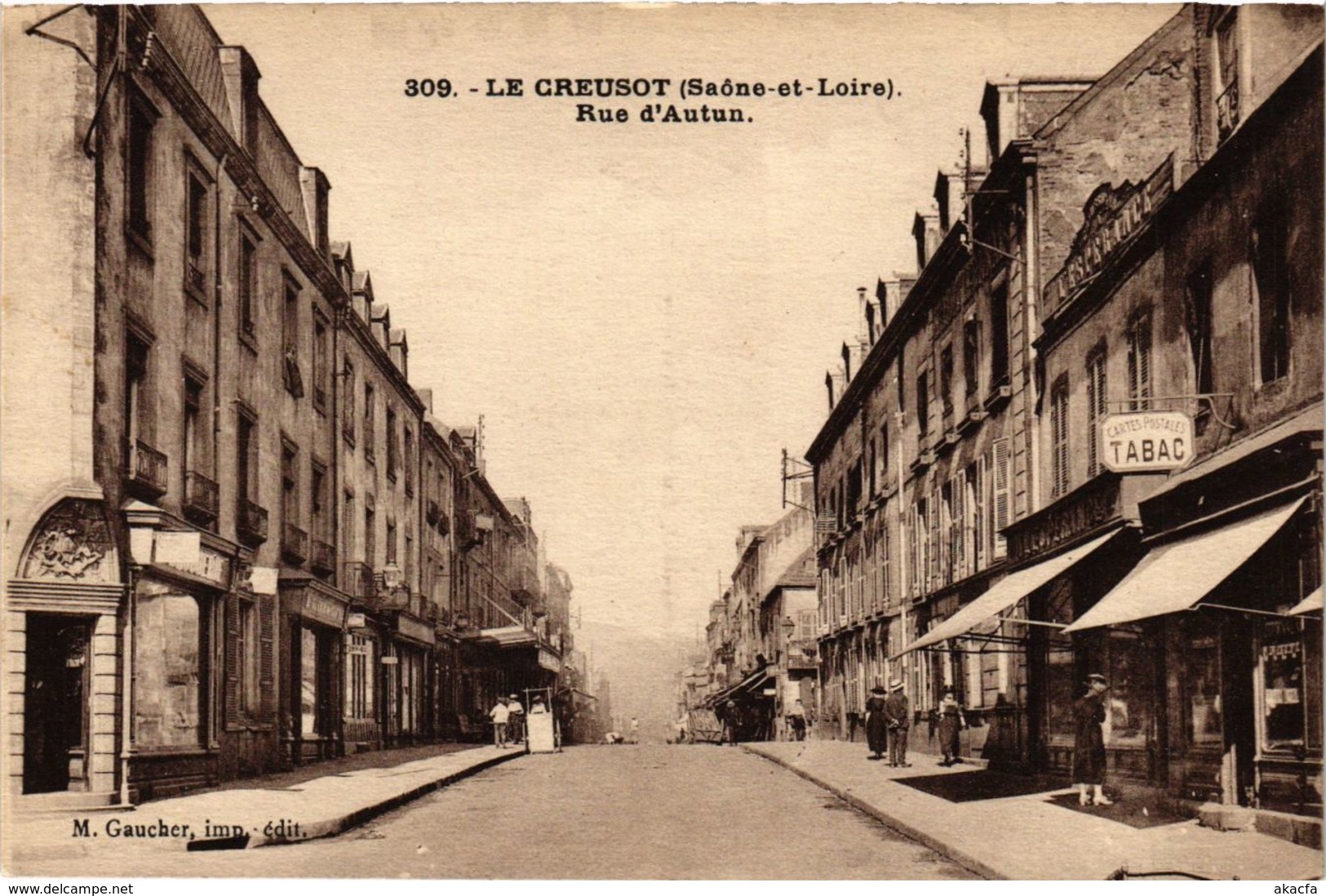 CPA Le Creusot Rue d'Autun FRANCE (952879)