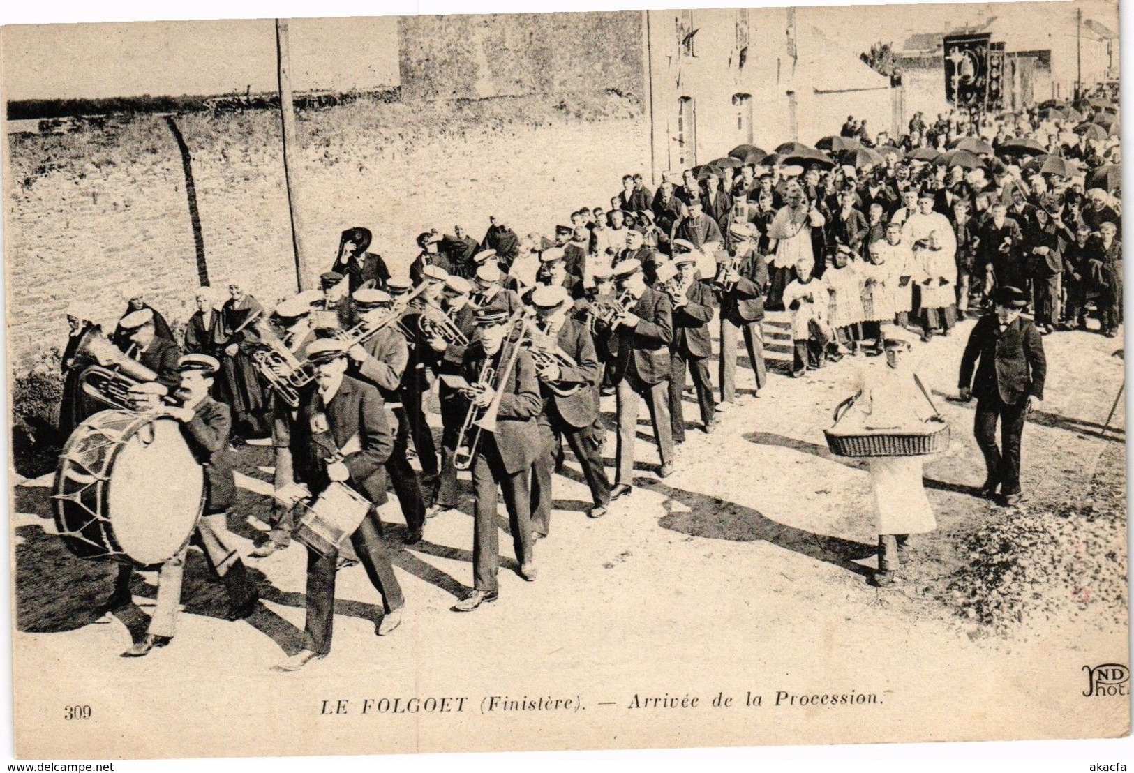 CPA Le FOLGOET-Arrivée de la Procession (188697)