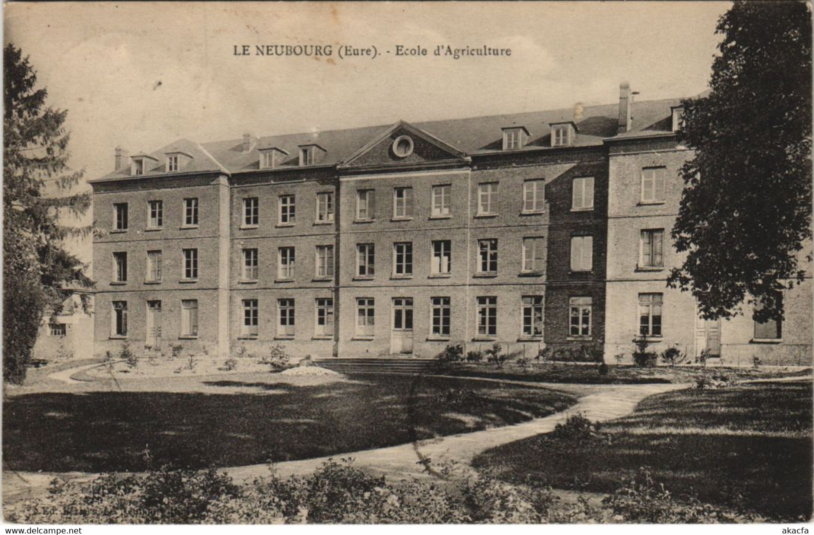 CPA LE NEUBOURG Ecole d'Agriculture (1160425)