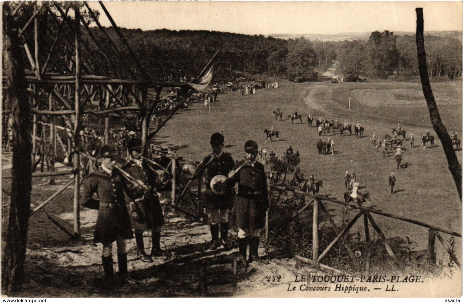 CPA Le TOUQUET-PARIS-Plage - Le Concours Hippique (976316)