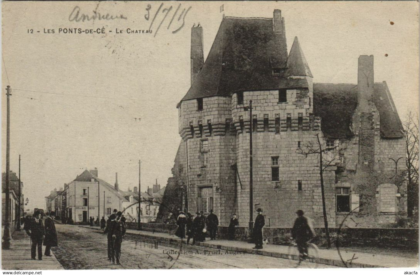 CPA LES PONTS-de-CE Le Chateau (1164240)