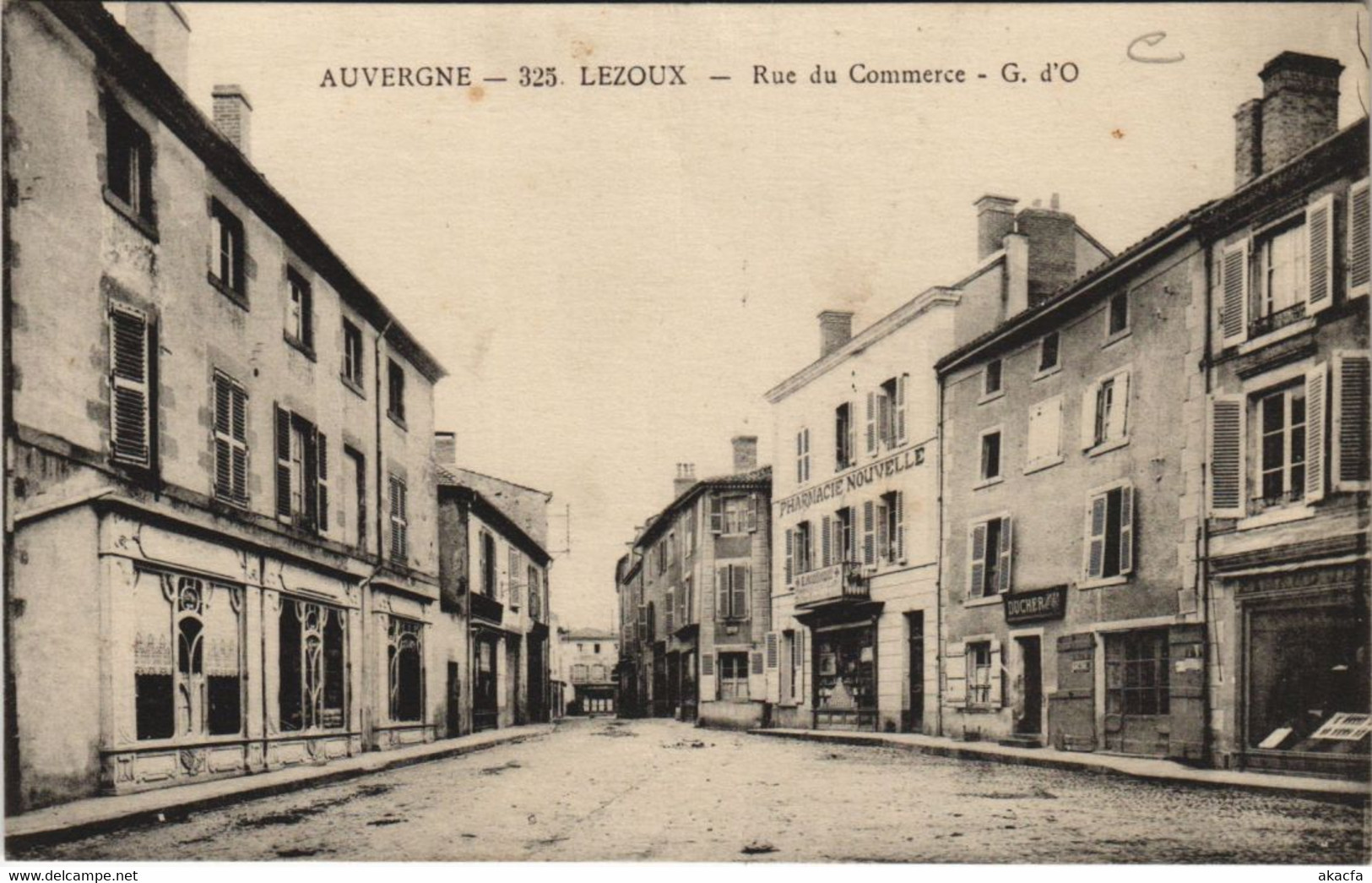 CPA LEZOUX Rue du Commerce (1254020)