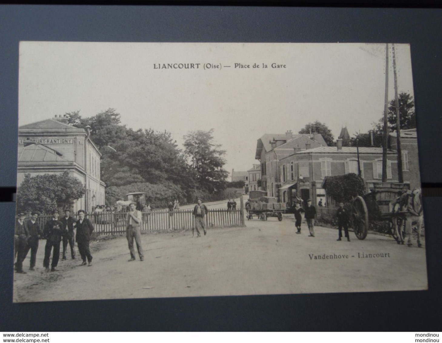 Cpa LIANCOURT Place de la Gare. 1916