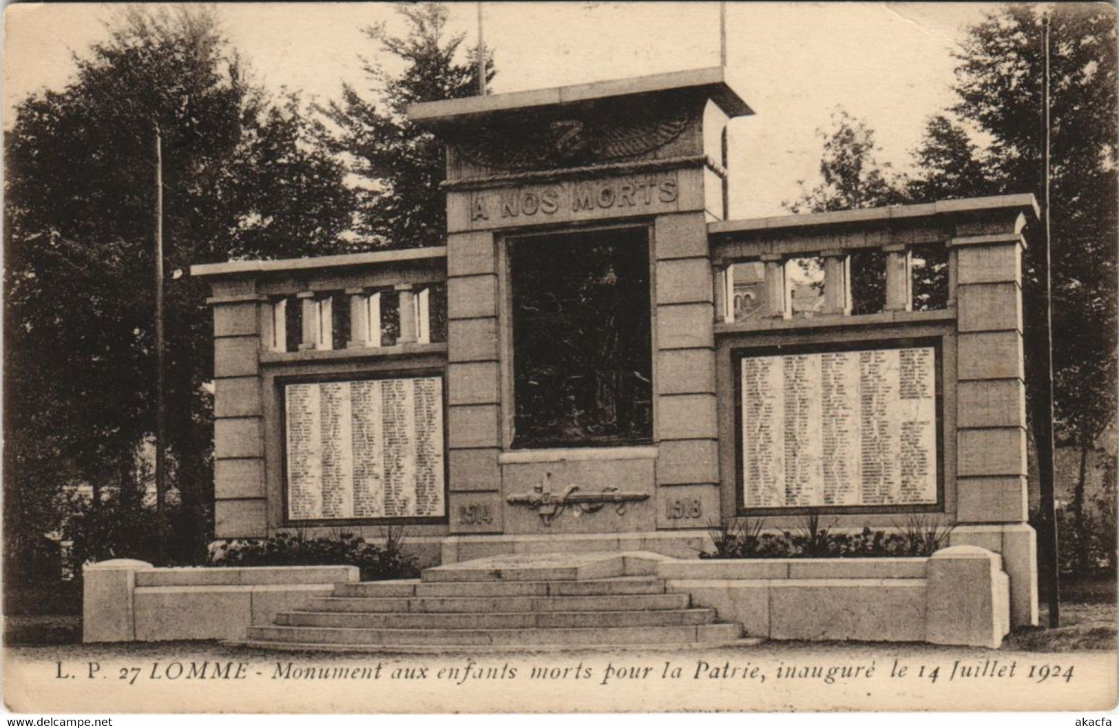 CPA LOMME - Monument aux enfants morts pour la Patrie (136071)