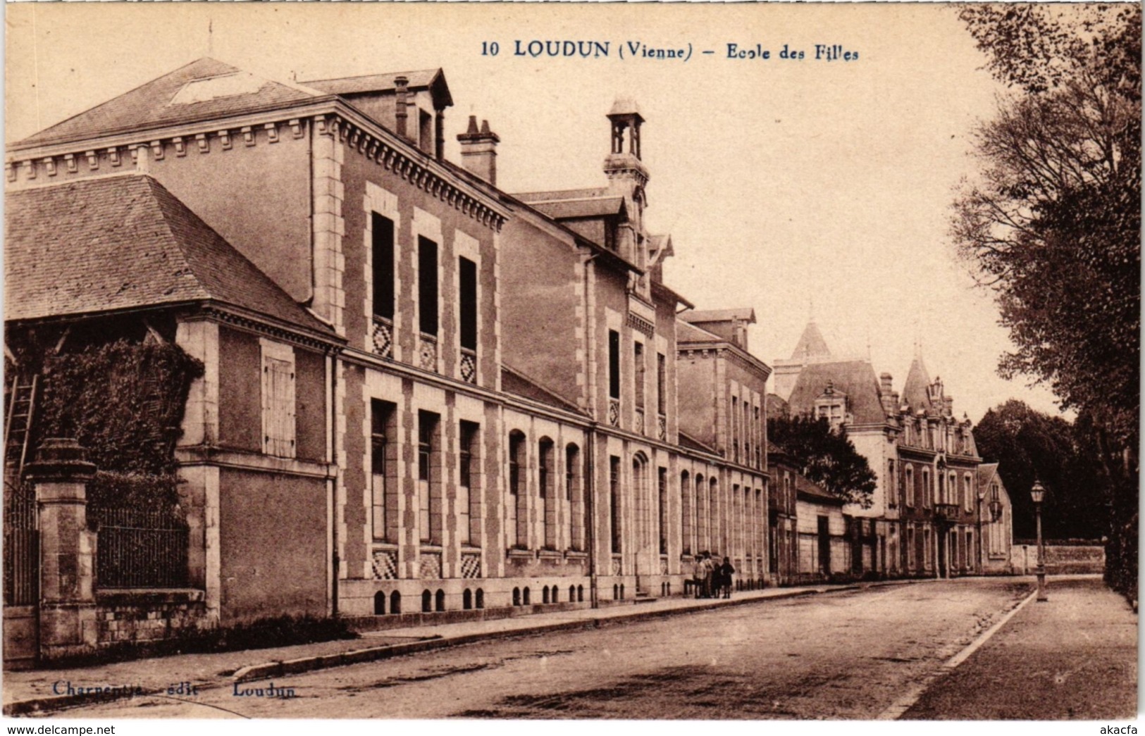 CPA Loudun - Ecole des Filles (111609)