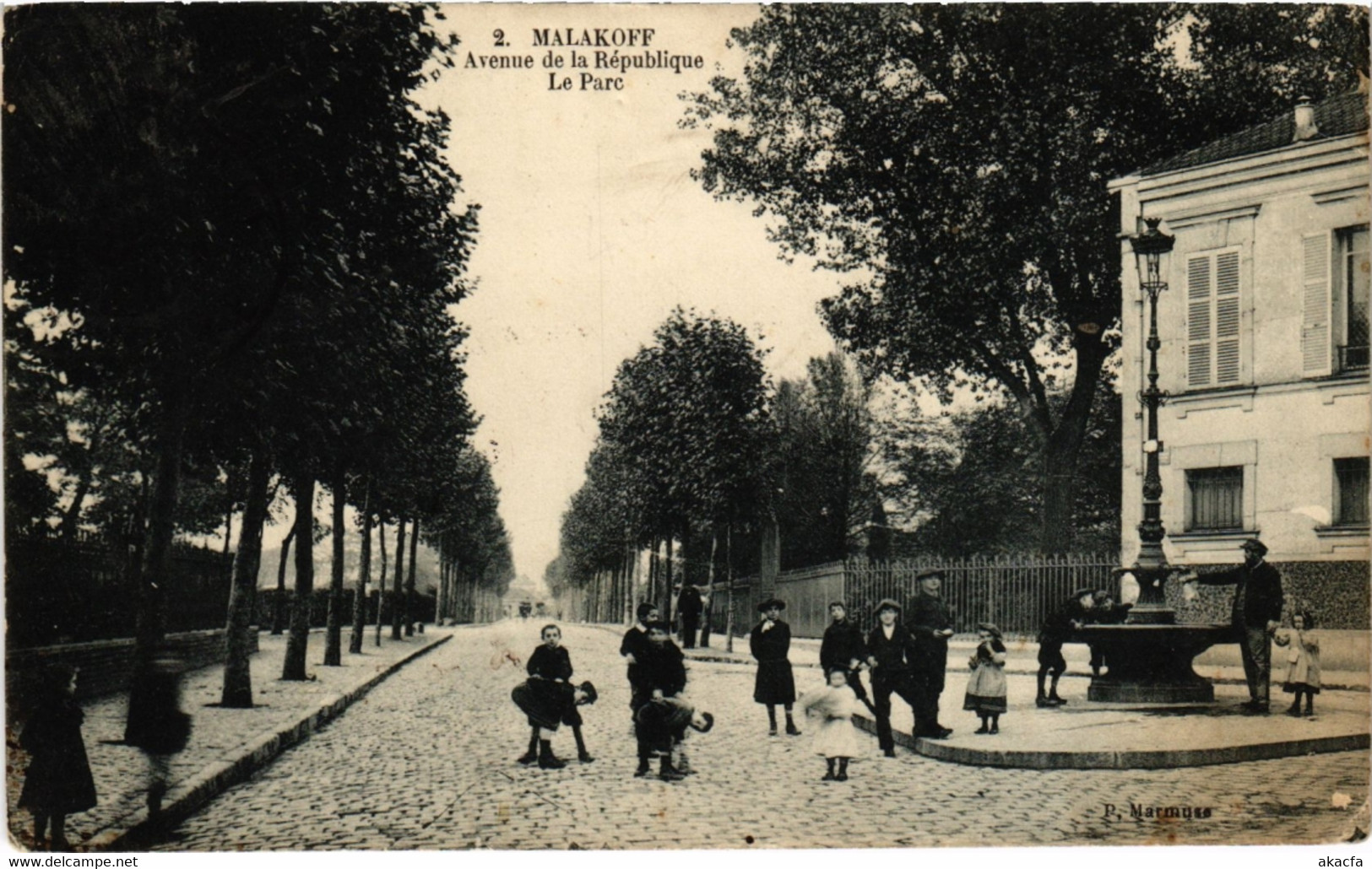 CPA MALAKOFF - Avenue de la République - Le Parc (986958)