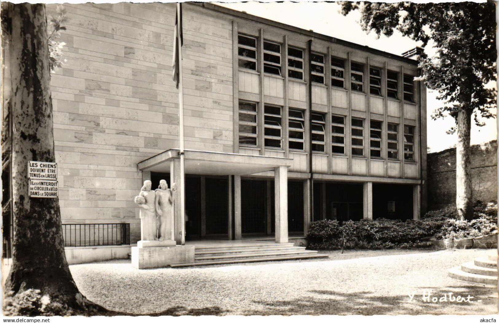 CPA MANTES-la-JOLIE Hotel de Ville (1385545)