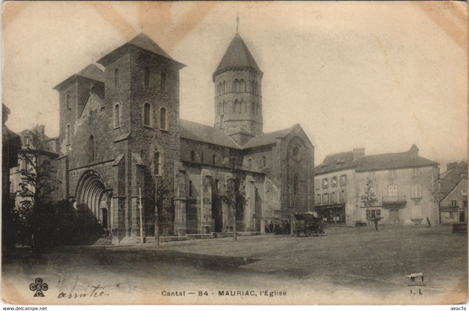 CPA Mauriac L'Eglise FRANCE (1054724)