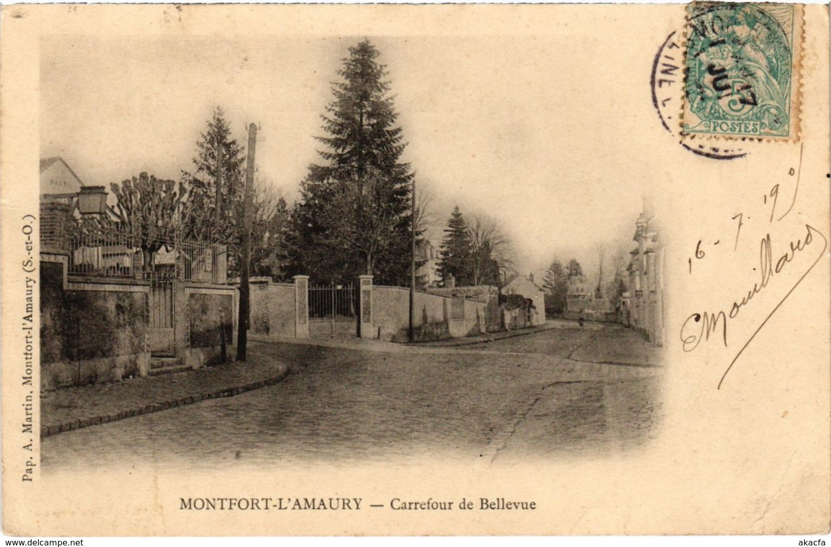 CPA MONTFORT-L'AMAURY - Carrefour de Bellevue (103002)