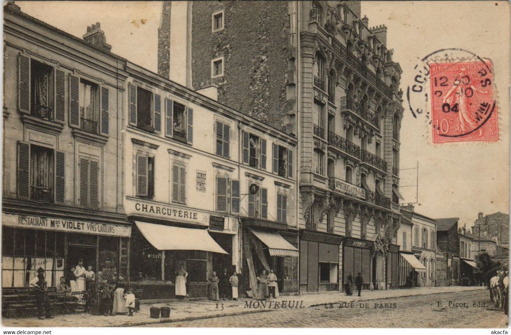 CPA MONTREUIL - La Rue de Paris (44648)