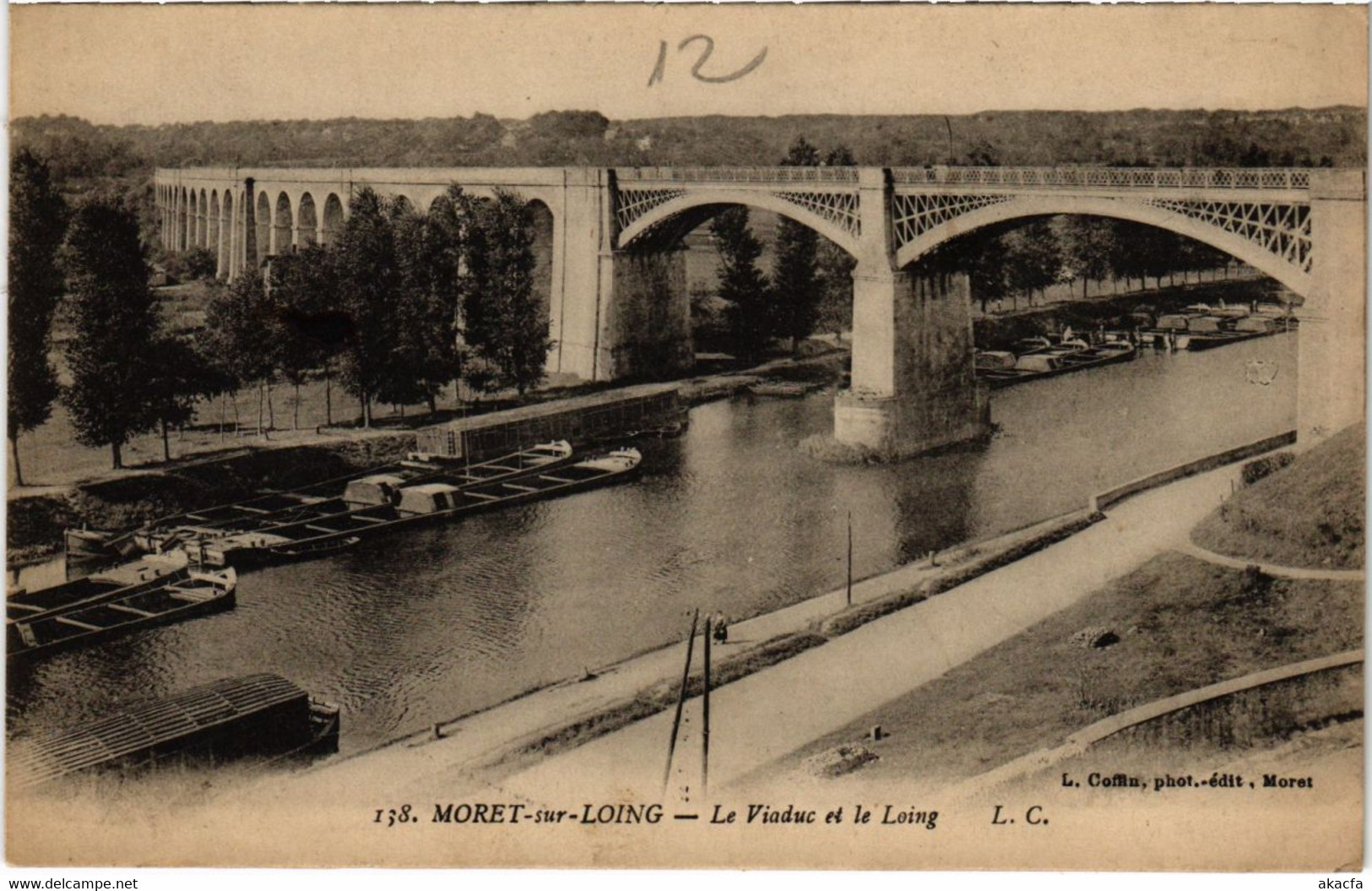 CPA MORET-sur-LOING Le Viaduc et le Loing (977919)