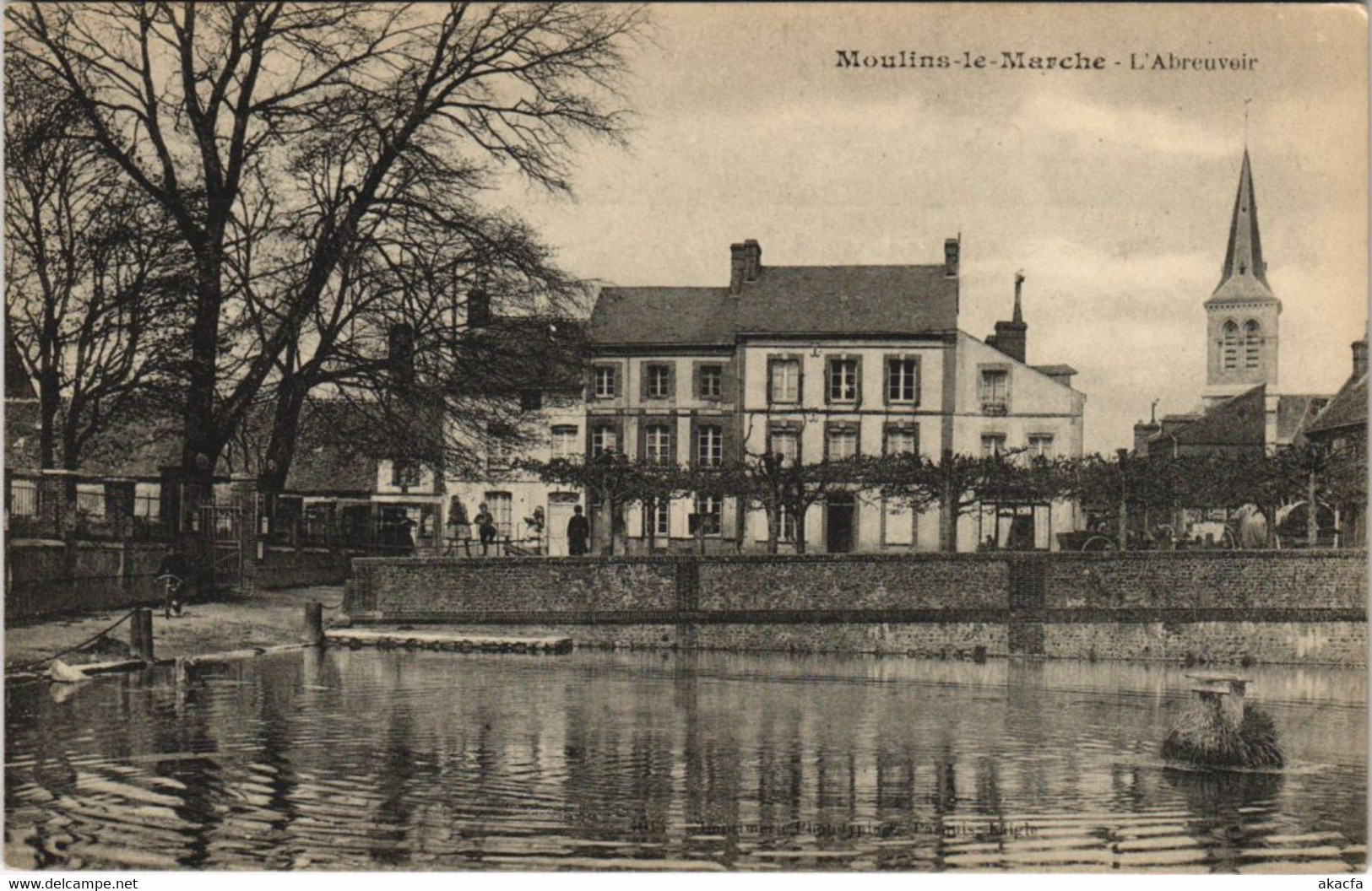 CPA MOULINS-la-MARCHE-L'Abreuvoir (43596)