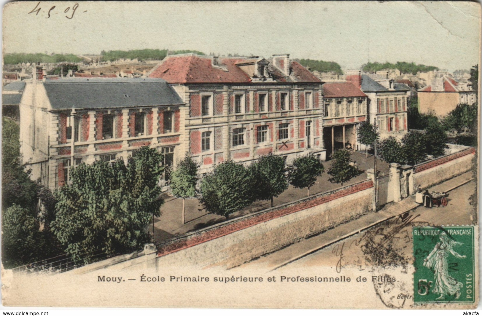 CPA MOUY - École Primaire superieure et Prof. de Filles (130145)