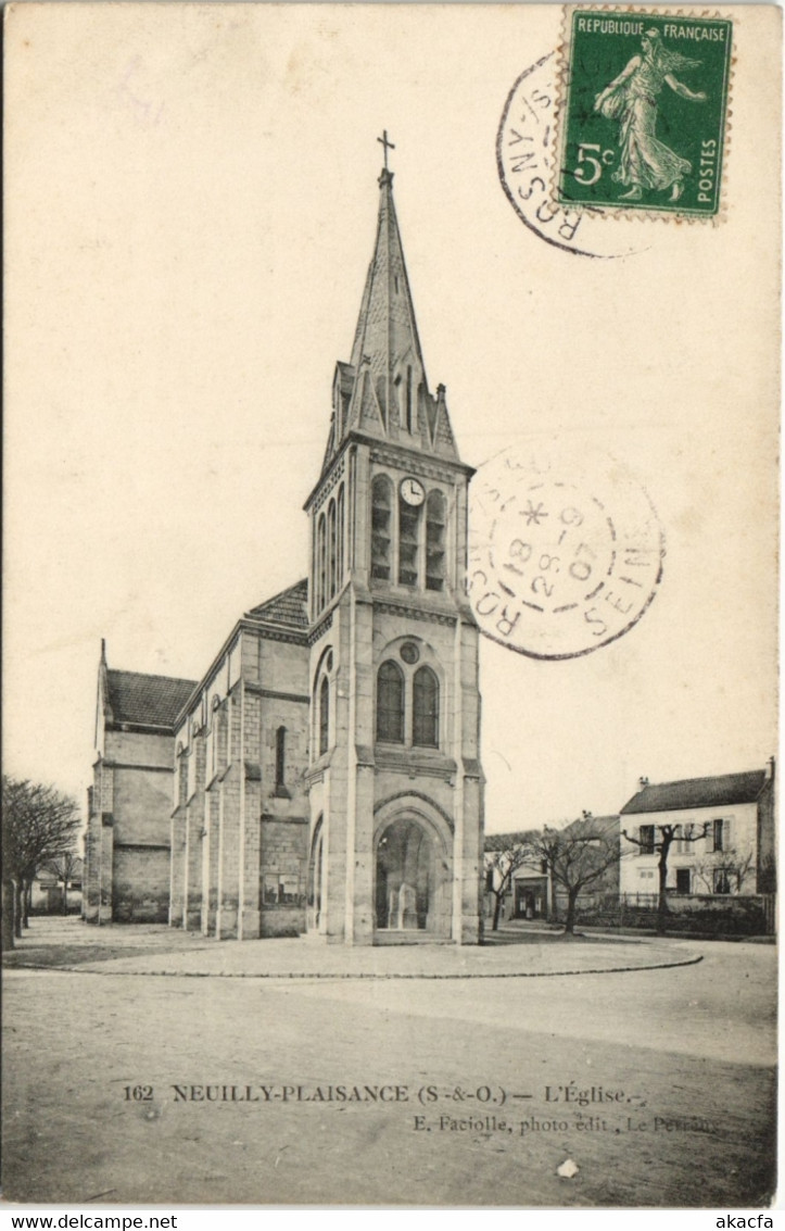 CPA NEUILLY PLAISANCE - L'Eglise (123995)