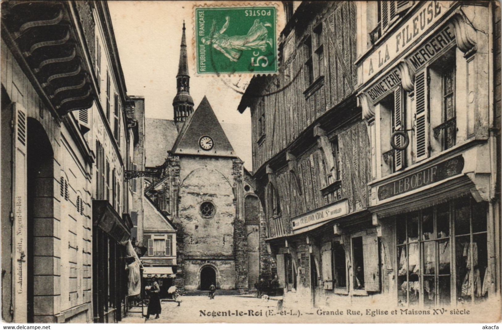 CPA NOGENT-le-ROI-Grande Rue Église et Maisons XV siecle (128713)