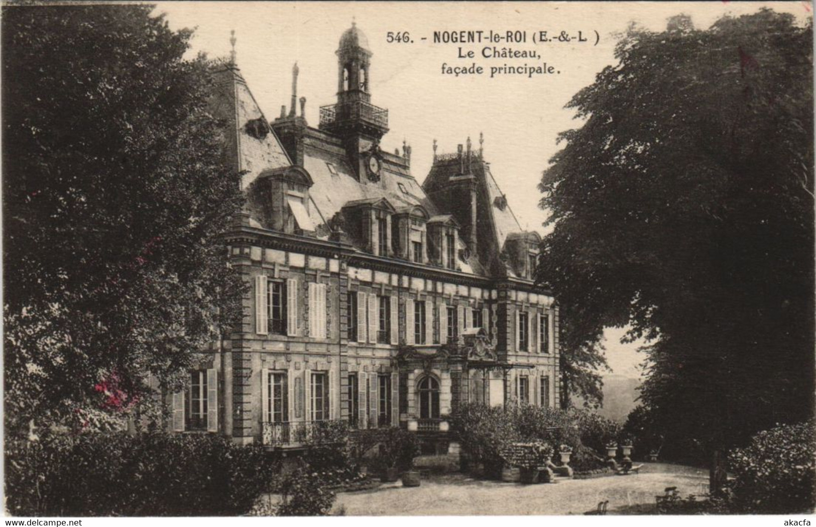 CPA NOGENT-le-ROI - Le Chateau facade principale (131695)