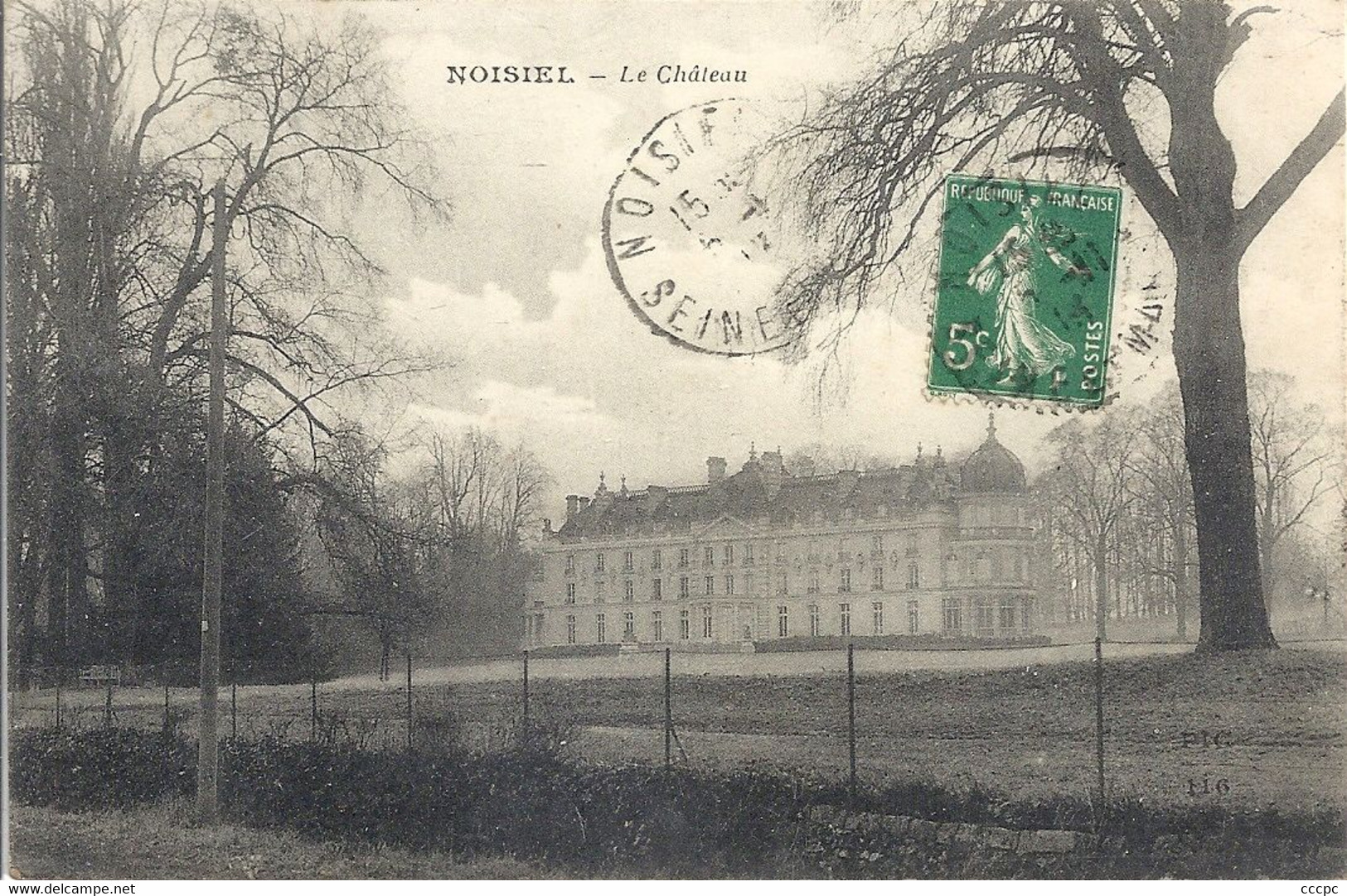 CPA Noisiel Le Château