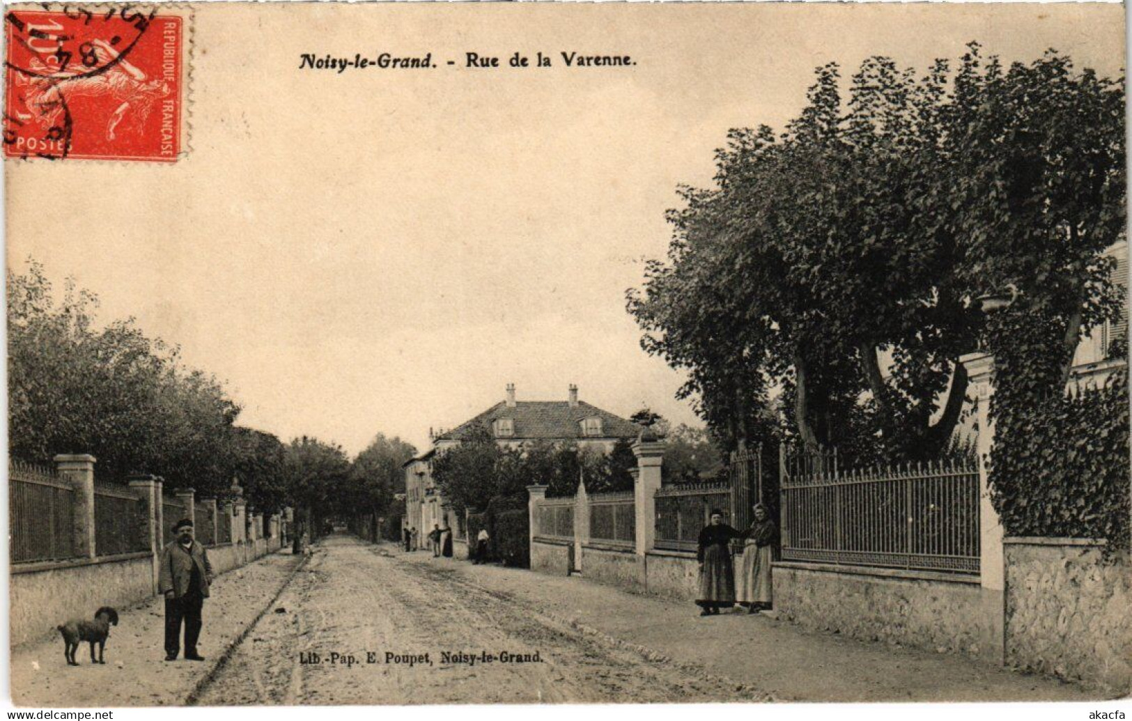 CPA NOISY-le-GRAND Rue de la Varenne (1353751)